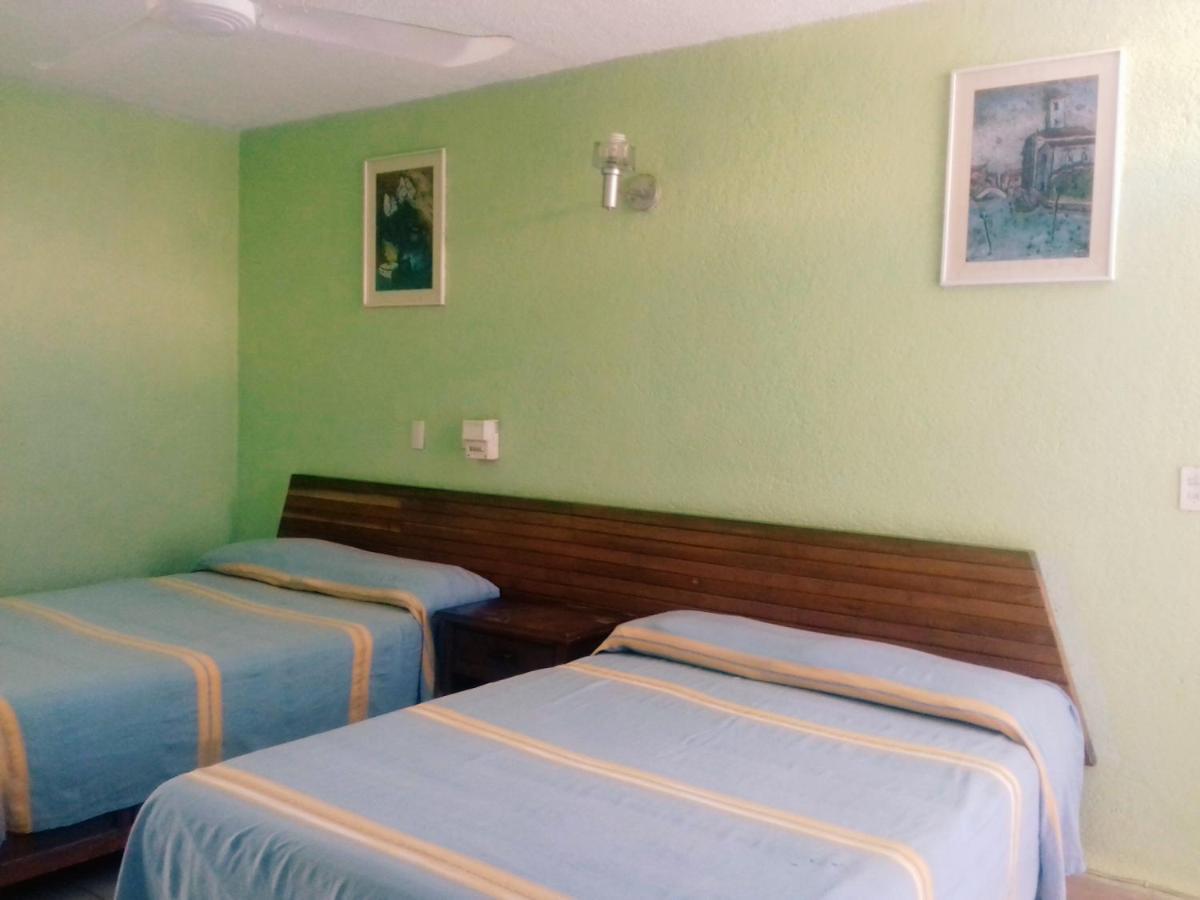 Hotel Avila Zihuatanejo Eksteriør billede